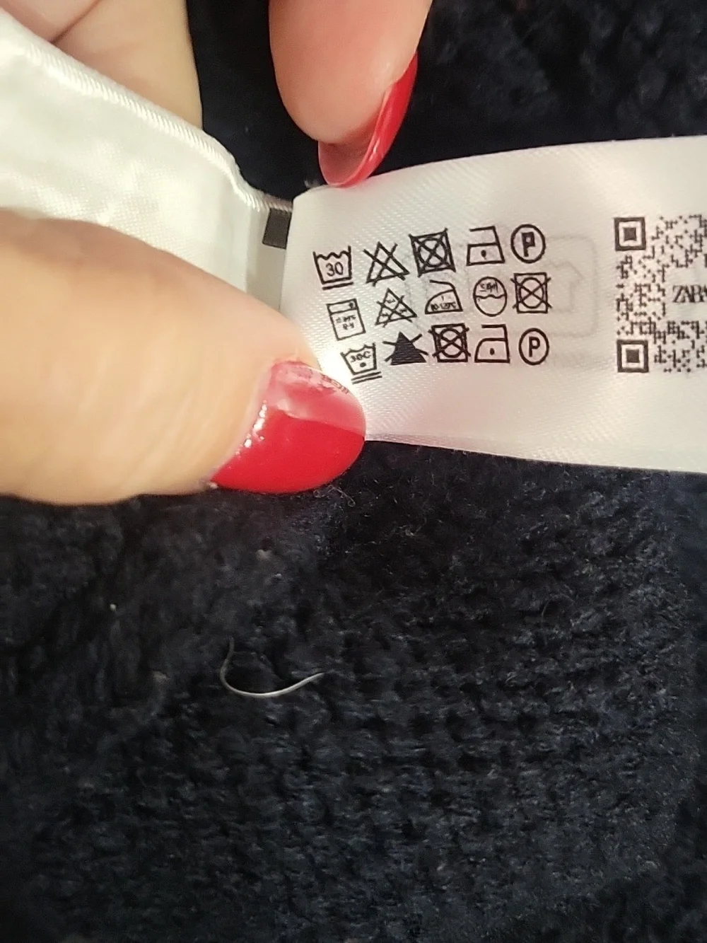 Zara Navy Mockneck Sweater - Picture 4 of 4